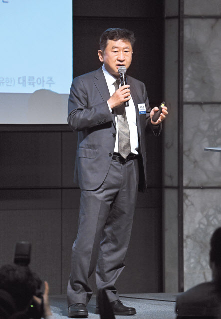 차동언 법무법인 대륙아주 BD총괄본부장이 19일 헤럴드경제와 법무법인 대륙아주가 공동주최한 중대재해예방 산업안전법제포럼에서강연하고 있다. 차 본부장은 “위험성 평가 개편은 더는 피할 수 없는 과제”라고 강조했다. 임세준 기자