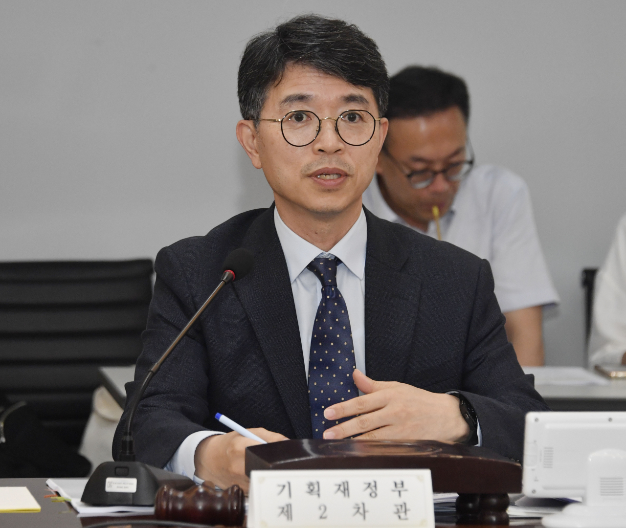 김완섭 기획재정부 제2차관이 19일 서울 중구 한국재정정보원에서 열린 '민간투자사업심의위원회'를 주재, 모두발언을 하고 있다.[기획재정부 제공]