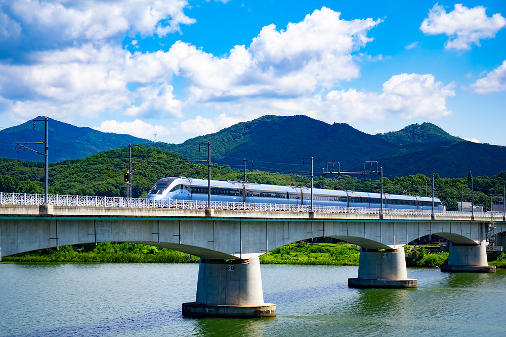 KTX