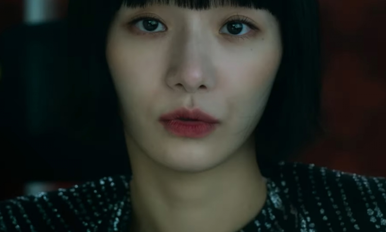 넷플릭스 한국 오리지널 콘텐츠 셀러브리티 속 한 장면. [공식 유튜브 캡처]