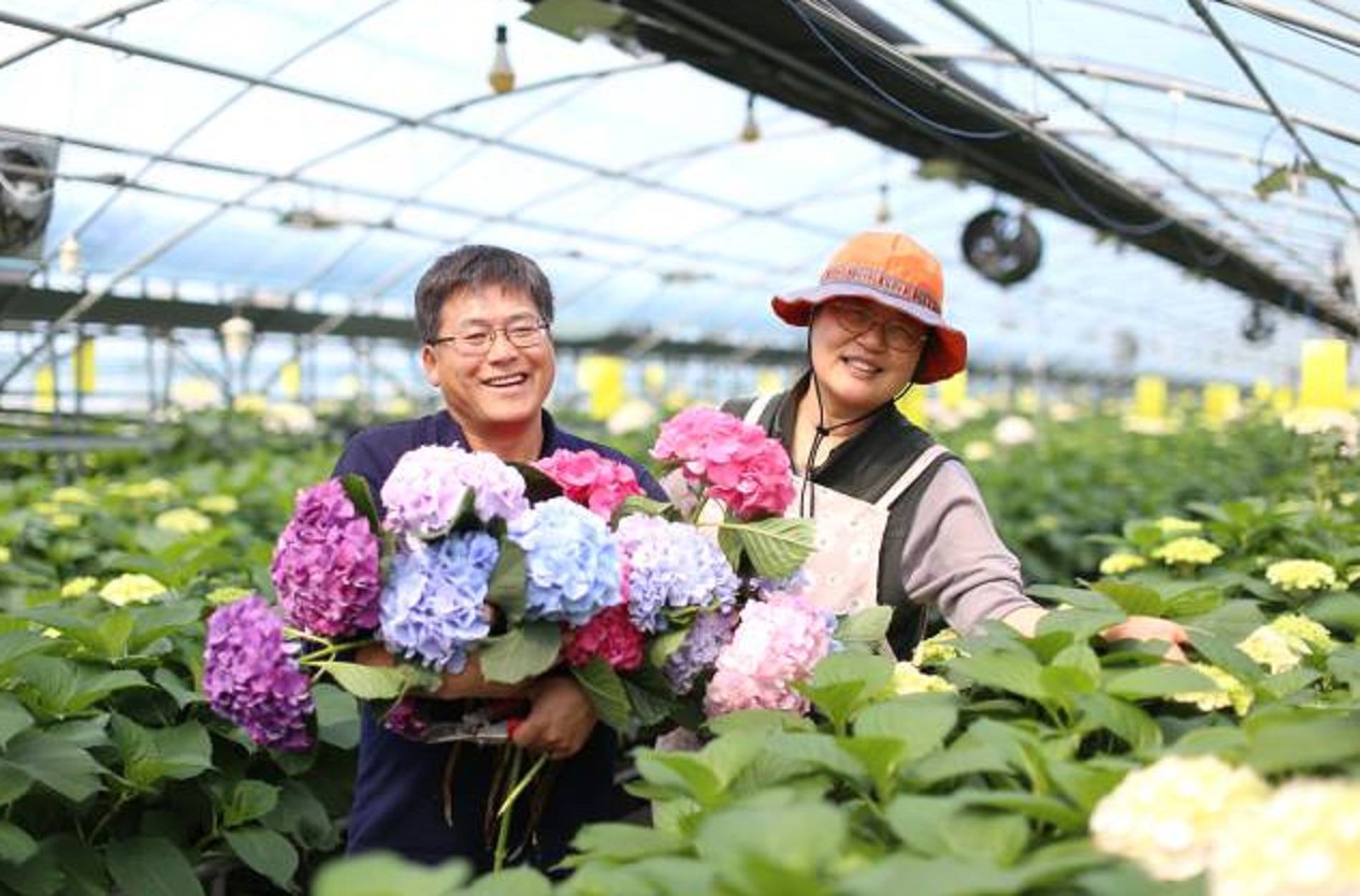 전남도는 7월 농촌융복합산업인으로 강진의 문선미(주)뷰티팜 대표를 선정했다