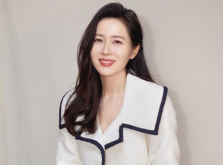 배우 손예진