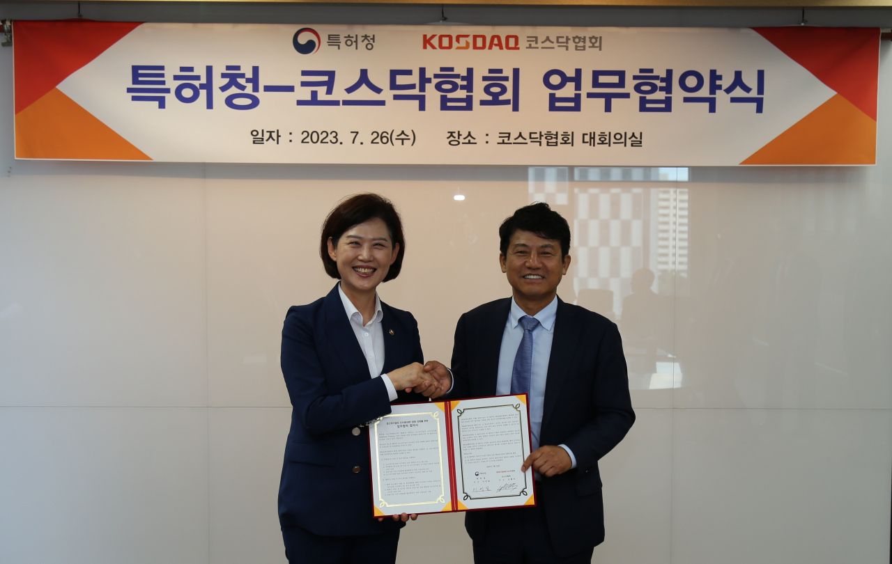 (좌) 특허청 이인실 청장, (우) 코스닥협회 오흥식 회장 [코스닥협회 제공]