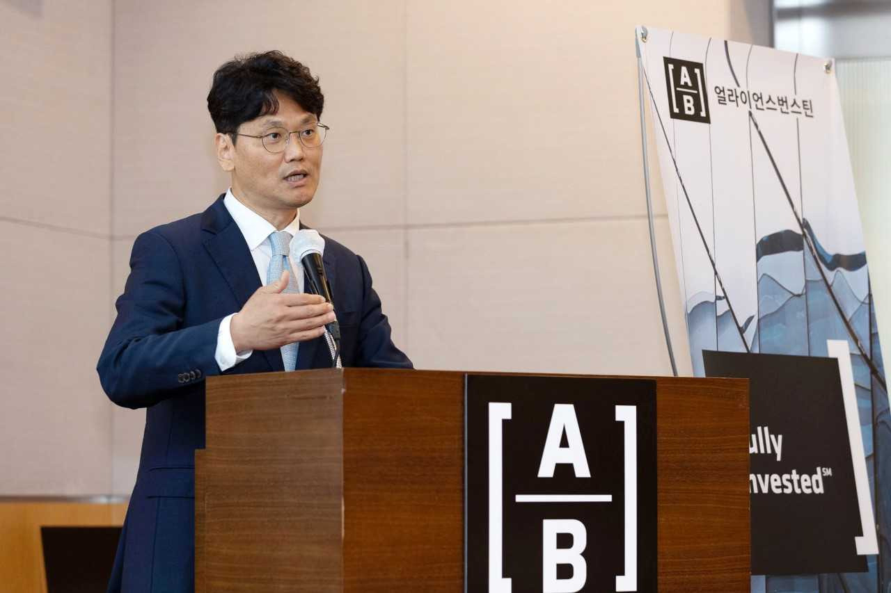 유재흥 AB 자산운용 선임 포트폴리오 매니저는 26일 서울 여의도 전경련회관에서 열린 기자간담회에서 "미국을 포함한 대부분 선진국의 금리 인상 기조가 마무리 단계에 이르렀다고 본다"고 밝혔다. [AB자산운용]