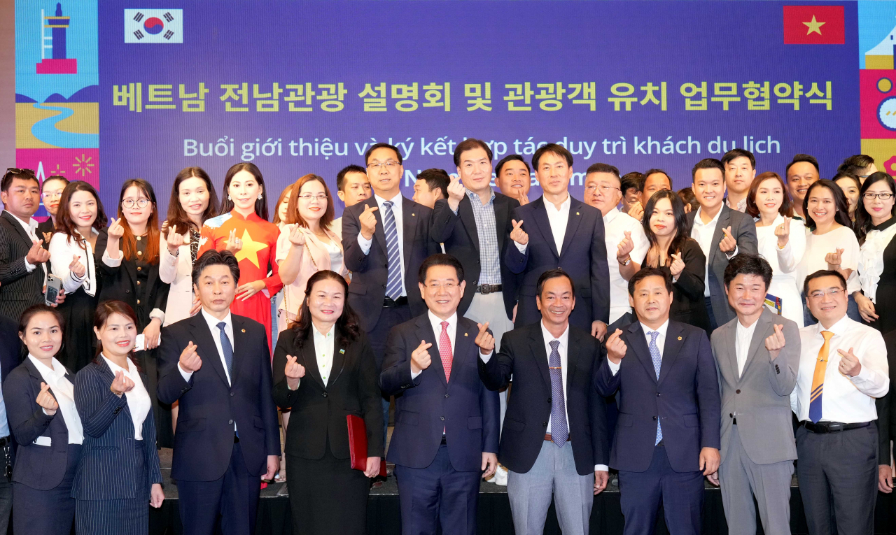 전남도의 동남아 관광객 유치 정책이 결실을 맺고 있다(베트남 관광유치 설명회)