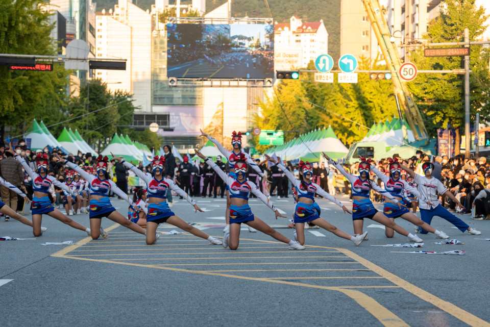 서울 노원구가 ‘노원탈축제’를 ‘노원거리페스티벌 댄싱노원’으로 명칭을 변경하고 축제 참여자를 모집한다고 31일 밝혔다. [도봉구 제공]