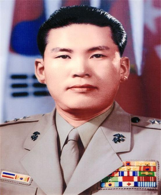 국가보훈부가 2023년 8월 6·25전쟁영웅으로 김성은 해병대 중장을 선정했다.[보훈부 제공]
