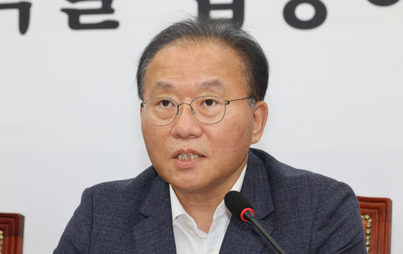 윤재옥 국민의힘 원내대표가 31일 오전 서울 여의도 국회에서 열린 최고위원회의에서 발언하고 있다. 연합뉴스
