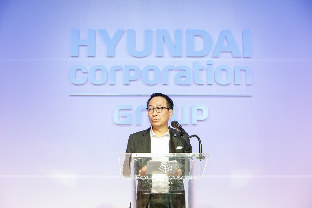 정몽혁 현대코퍼레이션 회장이 지난해 9월 서울 종로구 포시즌스호텔에서 열린 창립 46주년 행사에서 인사말을 하고 있다. [현대코퍼레이션 제공]