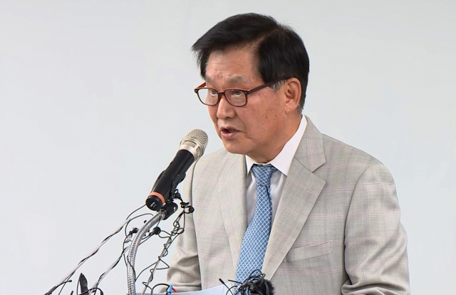 김익래 다우키움그룹 회장이 지난 5월 서울 여의도 키움증권 본사에서 SG증권발 주가 폭락 사태와 관련해 기자회견을 하고 있다. [연합]
