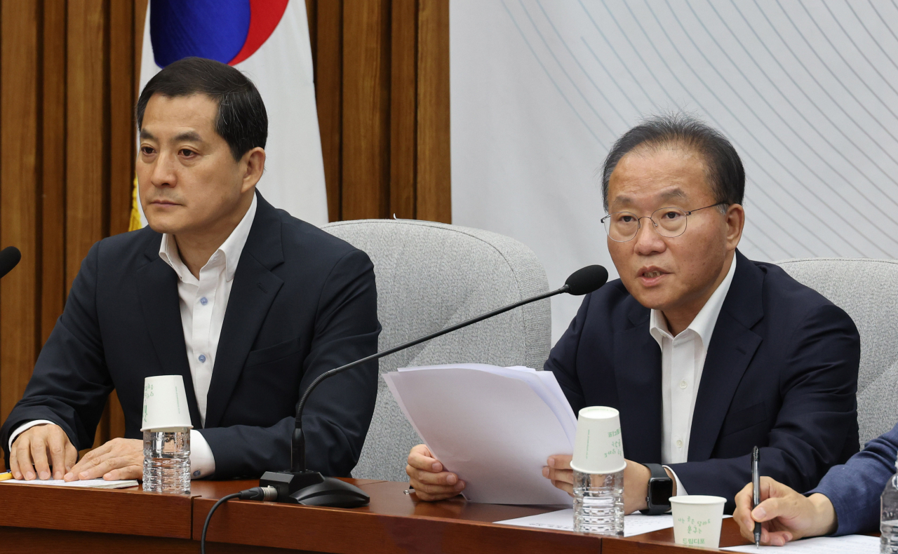 윤재옥 국민의힘 원내대표가 1일 오전 서울 여의도 국회에서 열린 원내대책회의에서 발언하고 있다. [연합]