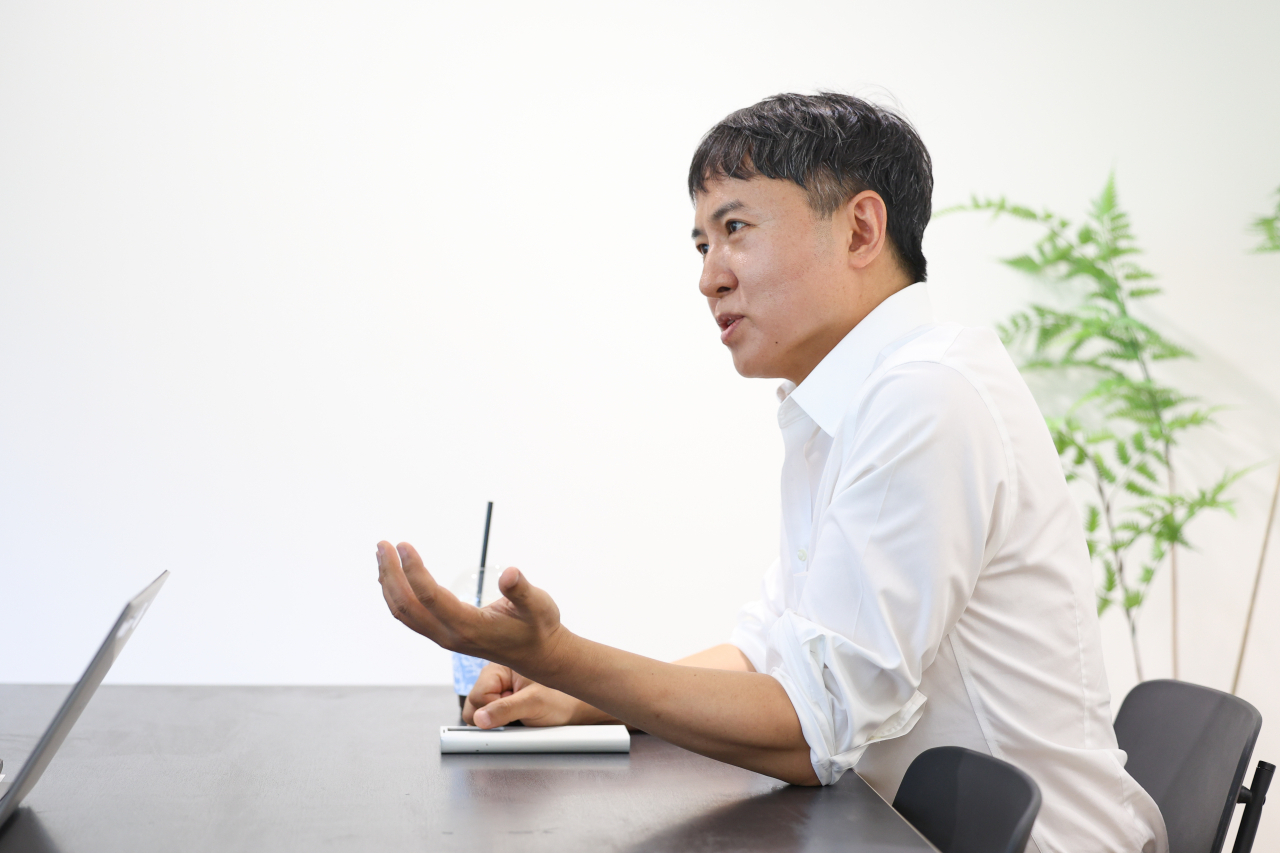 2023 우수 전속작가 기획전시의 예술감독을 맡은 이대형 H존 대표 [예술경영지원센터 제공]