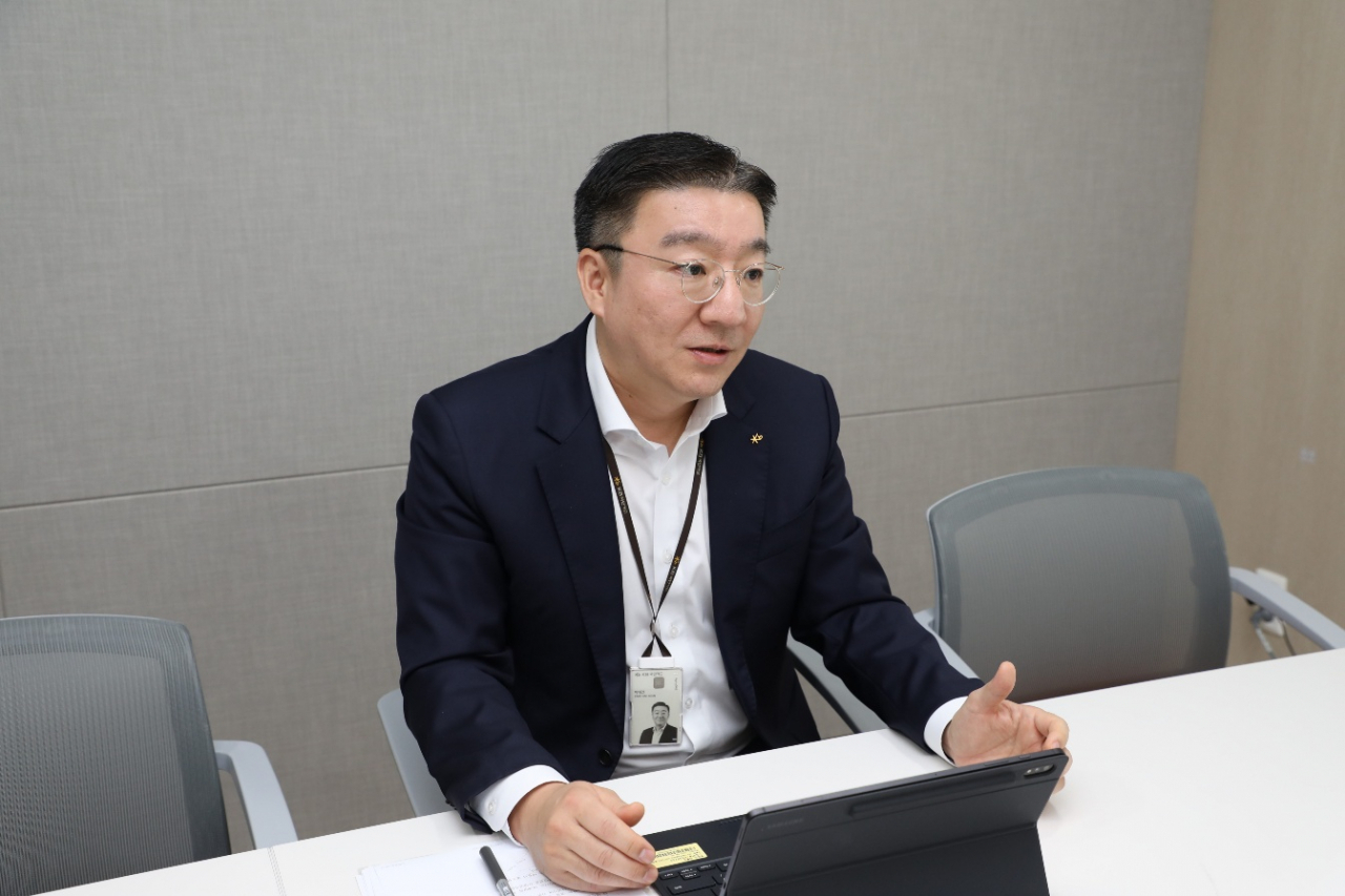 박대건 KB국민카드 AI혁신부장이 헤럴드경제와 인터뷰를 진행하고 있다. [KB국민카드 제공]