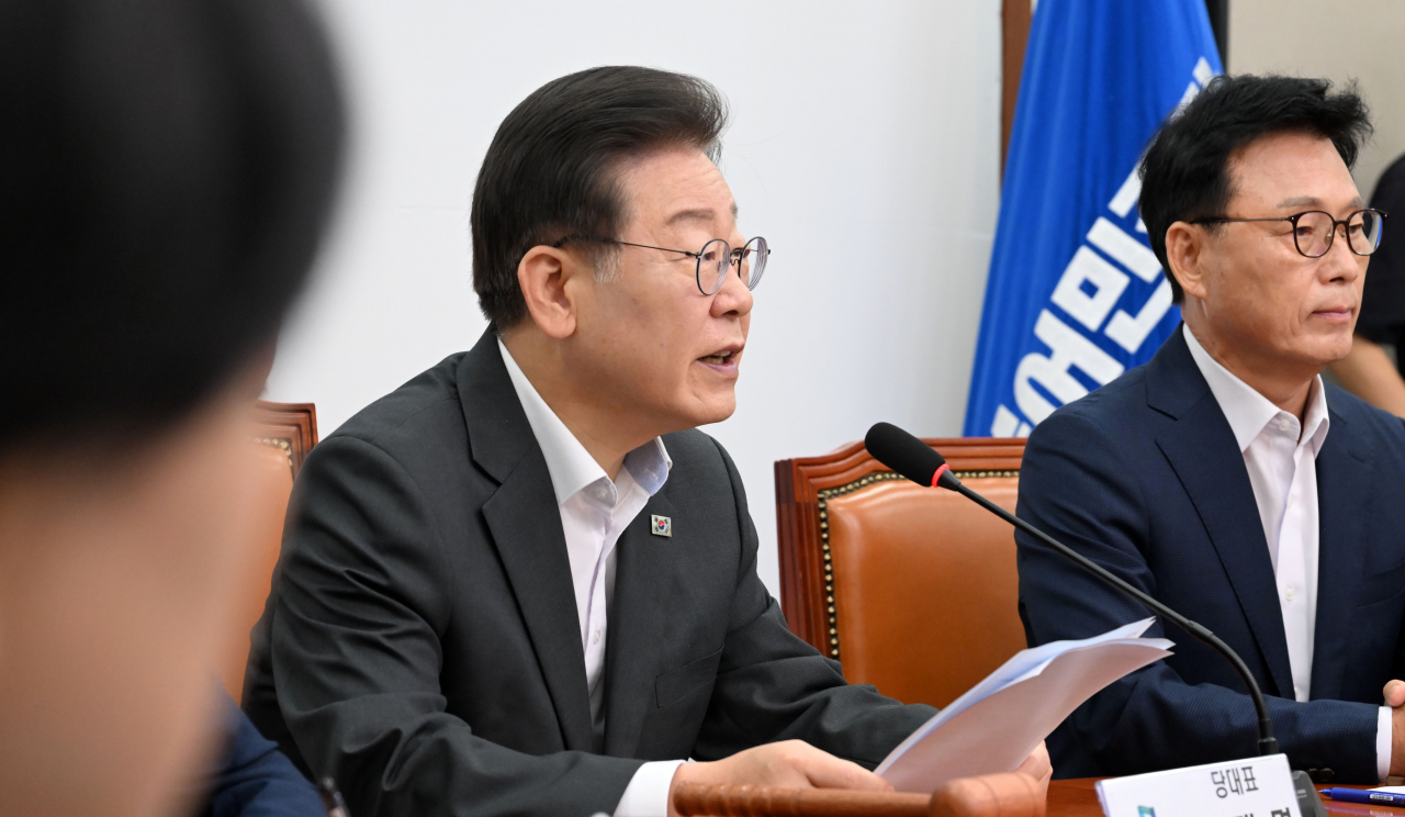 이재명 더불어민주당 대표가 31일 오전 서울 여의도 국회에서 열린 최고위원회의에 참석해 발언하고 있다. 이상섭 기자