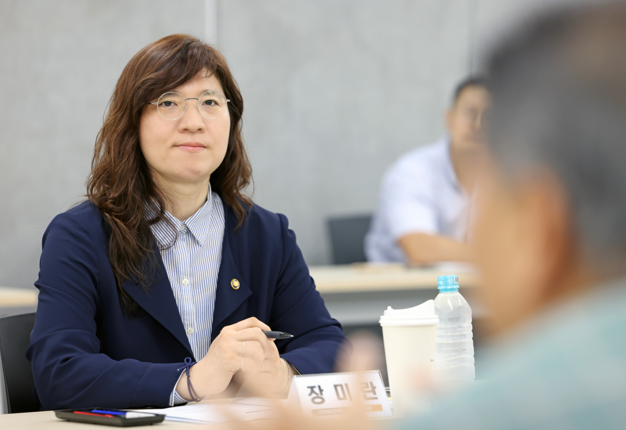 장미란 차관, 관광업계와의 간담회 모습
