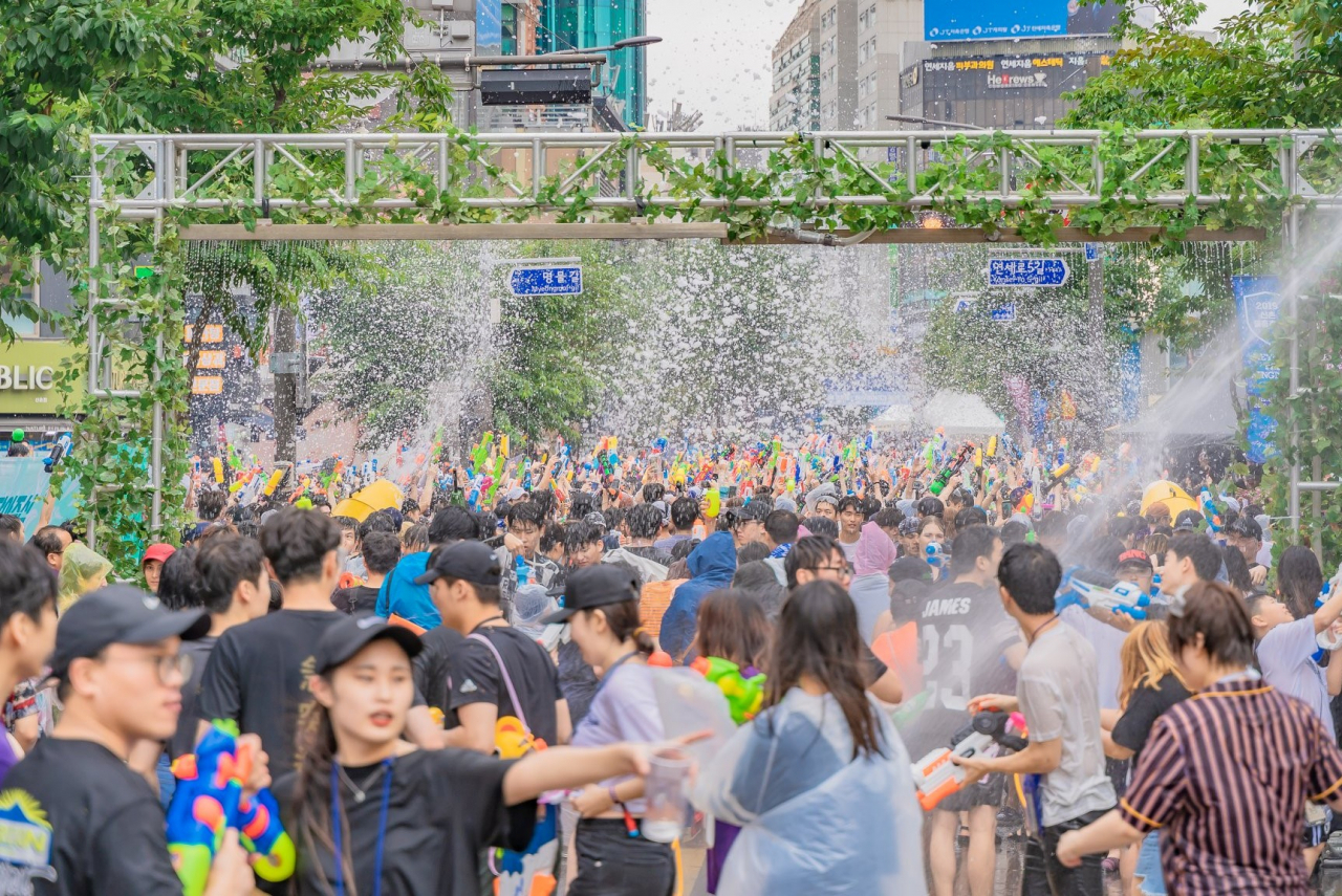 Photos from the 2019 Water Gun Festival (Water Gun Festival‘s Facebook)