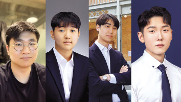 살인 예고글이 잇따라 시민들의 불안감이 커지는 가운데 한인 유학생들이 테러 알림앱을 개발해 화제가 되고 있다. 왼쪽부터 신은수 씨, 안영민 씨, 이기혁 씨, 조용인 씨 [01ab 제공]