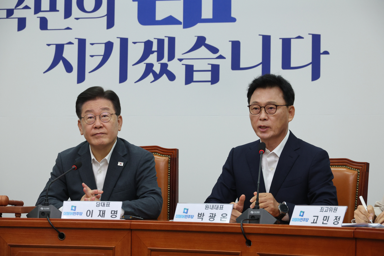박광온 더불어민주당 원내대표가 14일 오전 국회에서 열린 최고위원회의에 발언하고 있다. [연합]