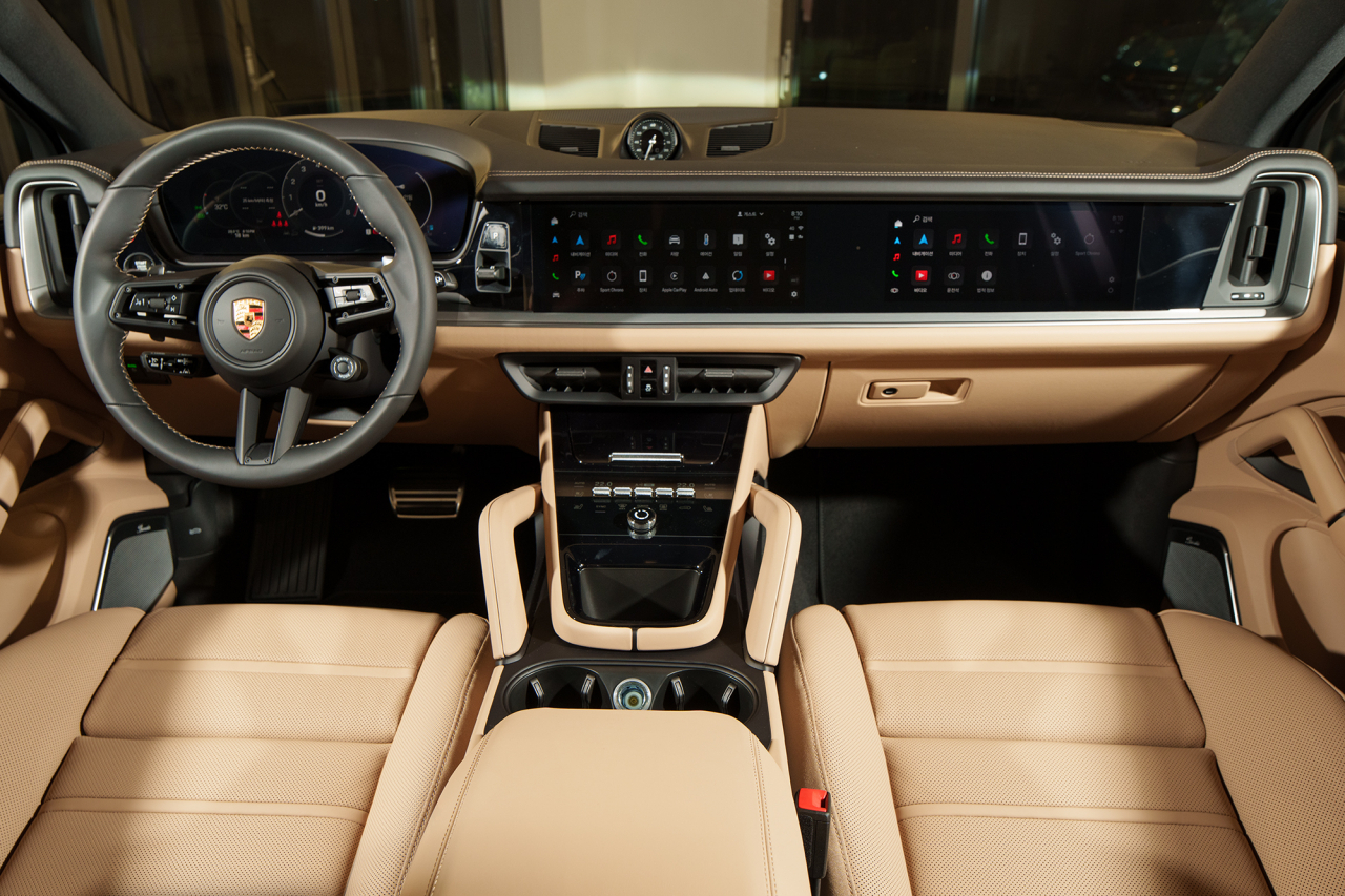 신형 카이엔 실내. [포르쉐코리아 제공]