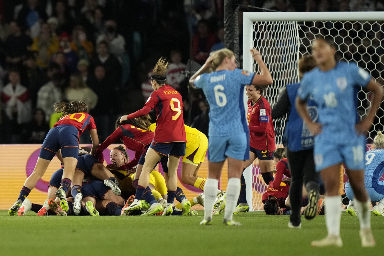 스페인, 잉글랜드 1-0 꺾고 여자월드컵 첫 우승