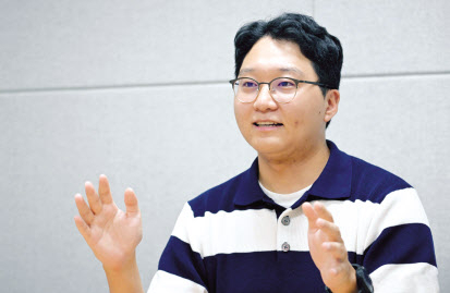 김영식 서울경찰청 사이버수사1대 사이버4팀 경위가 지난 16일 오후 서울경찰청 자하문로별관에서 헤럴드경제와 인터뷰를 하고 있다. 이상섭 기자