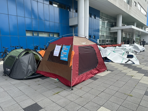 철거된 보육 대체 교사 물품[민주노총 광주본부 제공]