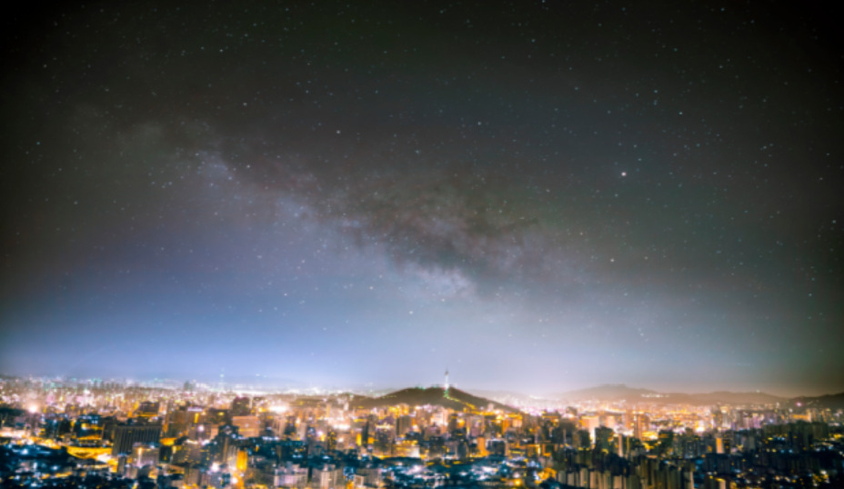 제 17회 빛공해 공모전 일반부 대상 사진 ‘우리가 보지 못한 서울의 풍경’ [서울시 제공]