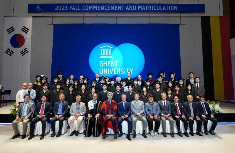 겐트대학교 글로벌캠퍼스는 25일 인천글로벌캠퍼스 대강당 공연장에서 2023년도 학위수여식 및 입학식을 개최했다.
