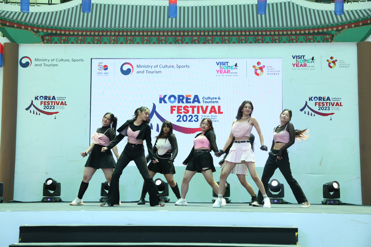 인도 한국관광 페스티벌-K-팝 커버댄스 행사