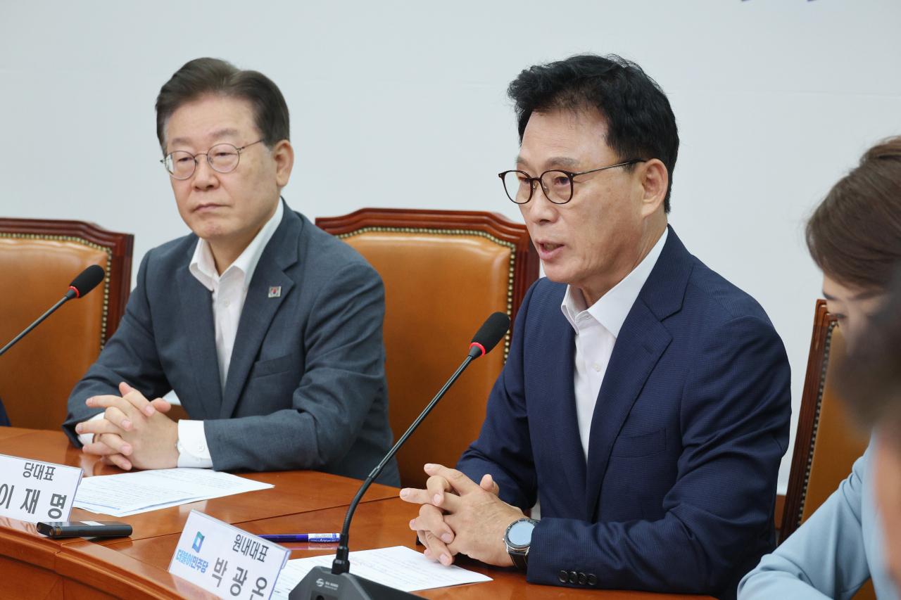 박광온 더불어민주당 원내대표가 28일 오전 국회에서 열린 최고위원회의에서 발언하고 있다. [연합]