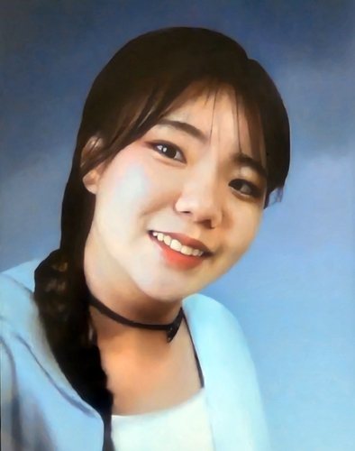 고 김혜빈(20) 양 영정. 분당 흉기난동 사건으로 숨진 고인은 건국대학교 예술디자인대학 1학년 학생이었다. [연합]
