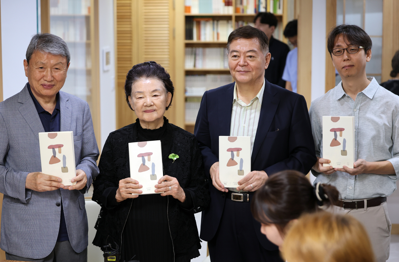 만해 한용훈이 창간했던 불교 교양잡지 '유심'이 시 전문 계간지로 재창간됐다. [연합]