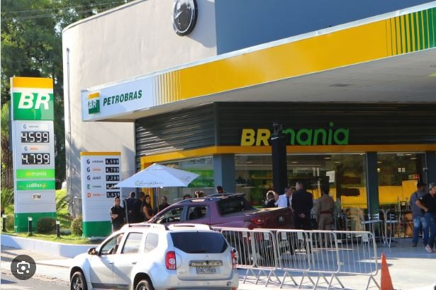 BR Mania 주유소 편의점 매장