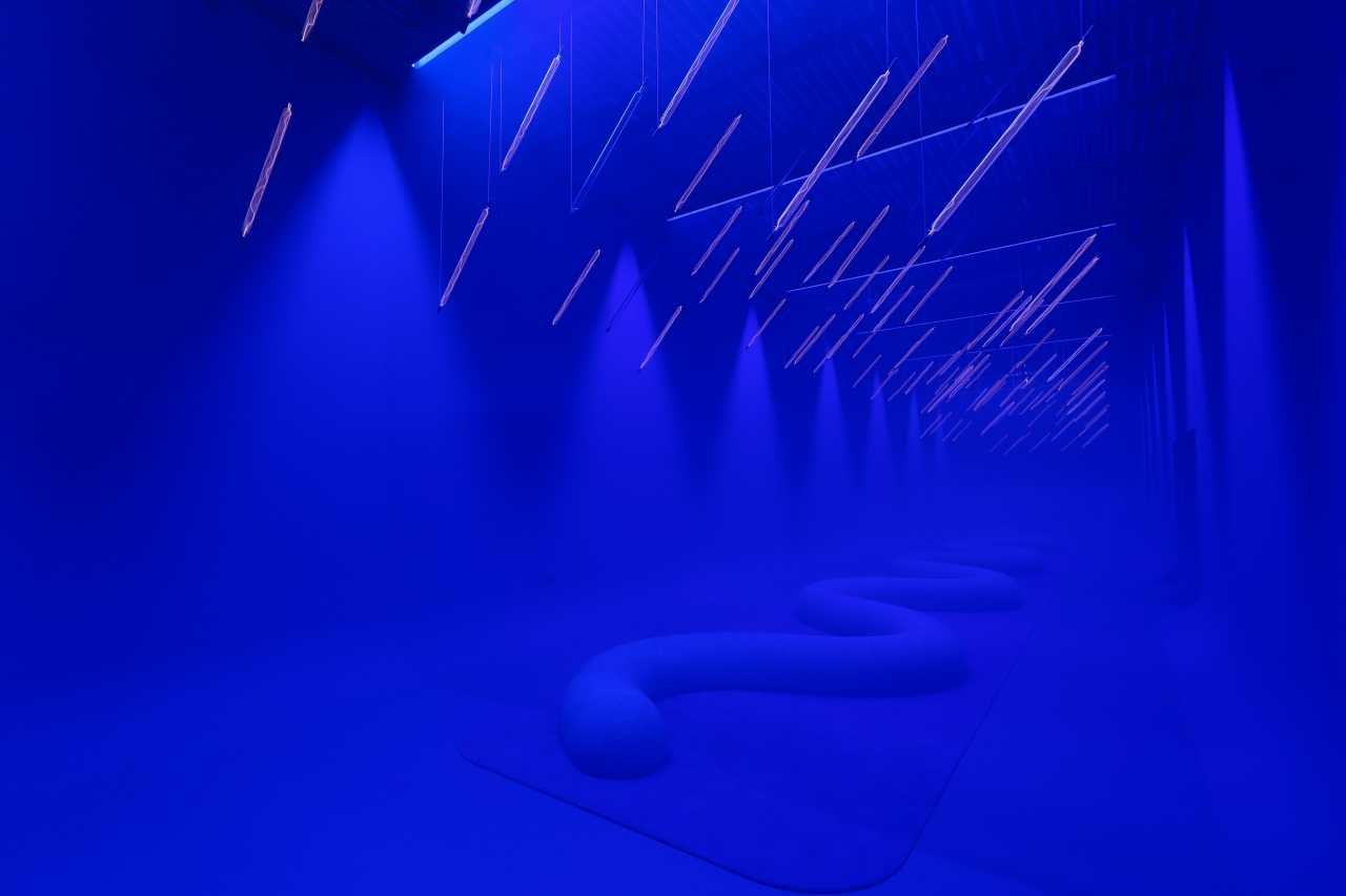 "Under a Flowing Field" (A.A.Murakami / Studio Swine)