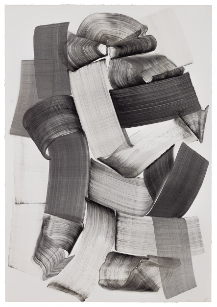이배, 8j, 종이에 숯, 220&times;152cm, 2023