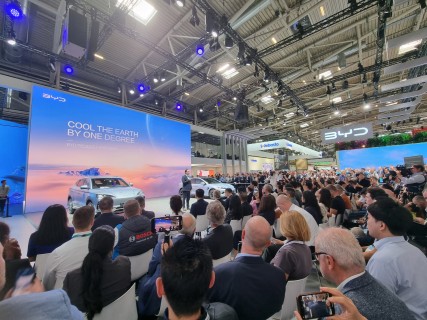 Chinese EV leaders take Europe‘s biggest auto show by storm