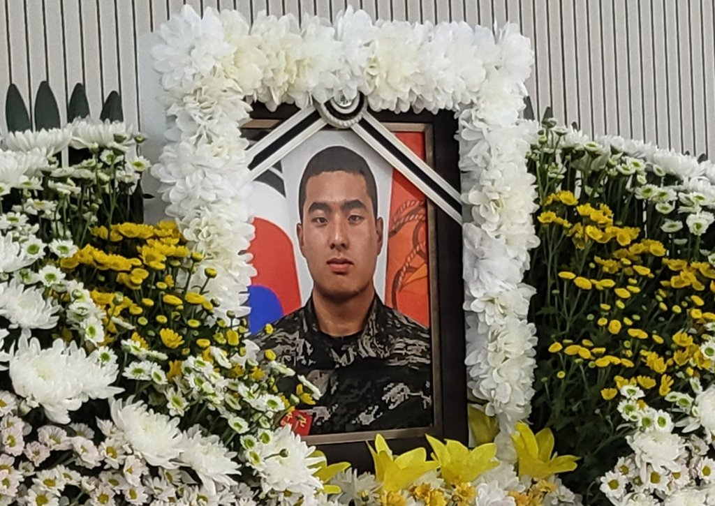 빈소에 놓인 고 채수근 상병의 영정. [연합]