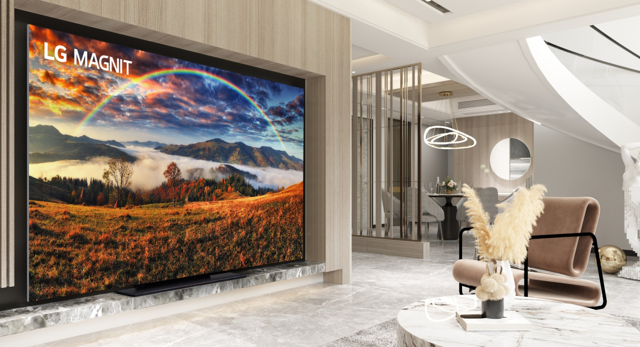 LG전자의 신제품 118형 마이크로 LED 'LG 매그니트' 집 안 공간에 조화롭게 배치된 모습. [LG전자 제공]