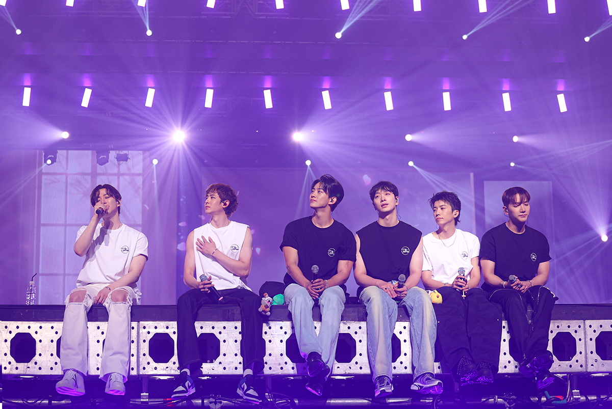 List of 2PM concert tours - Wikipedia