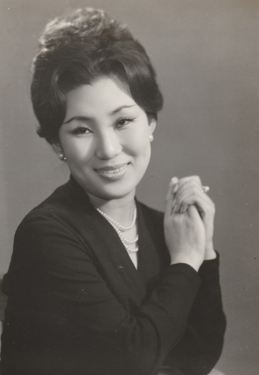 1960년대 영화 '남과 북'의 주제가로 쓰인 노래 '누가 이 사람을 모르시나요'를 부른 원로 가수 곽순옥이 지난 12일 별세했다고 유족이 전했다. 향년 91세. 사진은 가수 곽순옥. [연합뉴스]