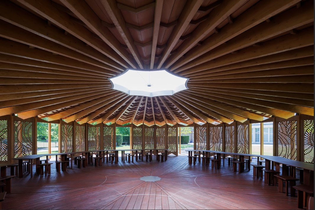 "À Table" shown at the 22nd Serpentine Pavilion in London (courtesy of Lina Ghotmeh — Architecture, Iwan Baan, Serpentine)