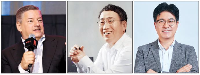 테드 서랜도스(왼쪽부터) 넷플릭스 공동최고경영책임자, 유영상 SK텔레콤 대표, 박진효 SK브로드밴드 대표