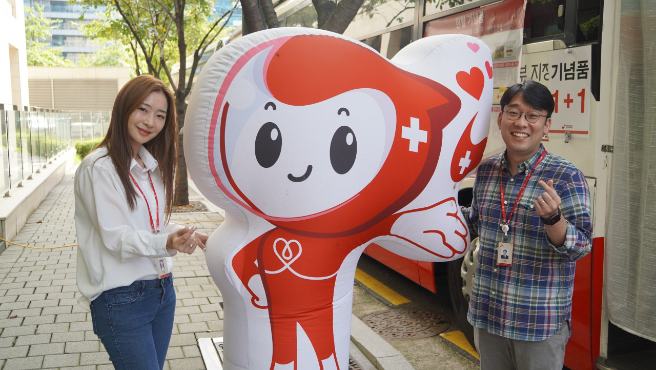 SK가스와 관계사 구성원이 올해 세 번째 헌혈 캠페인을 진행하고 있다. [SK가스 제공]