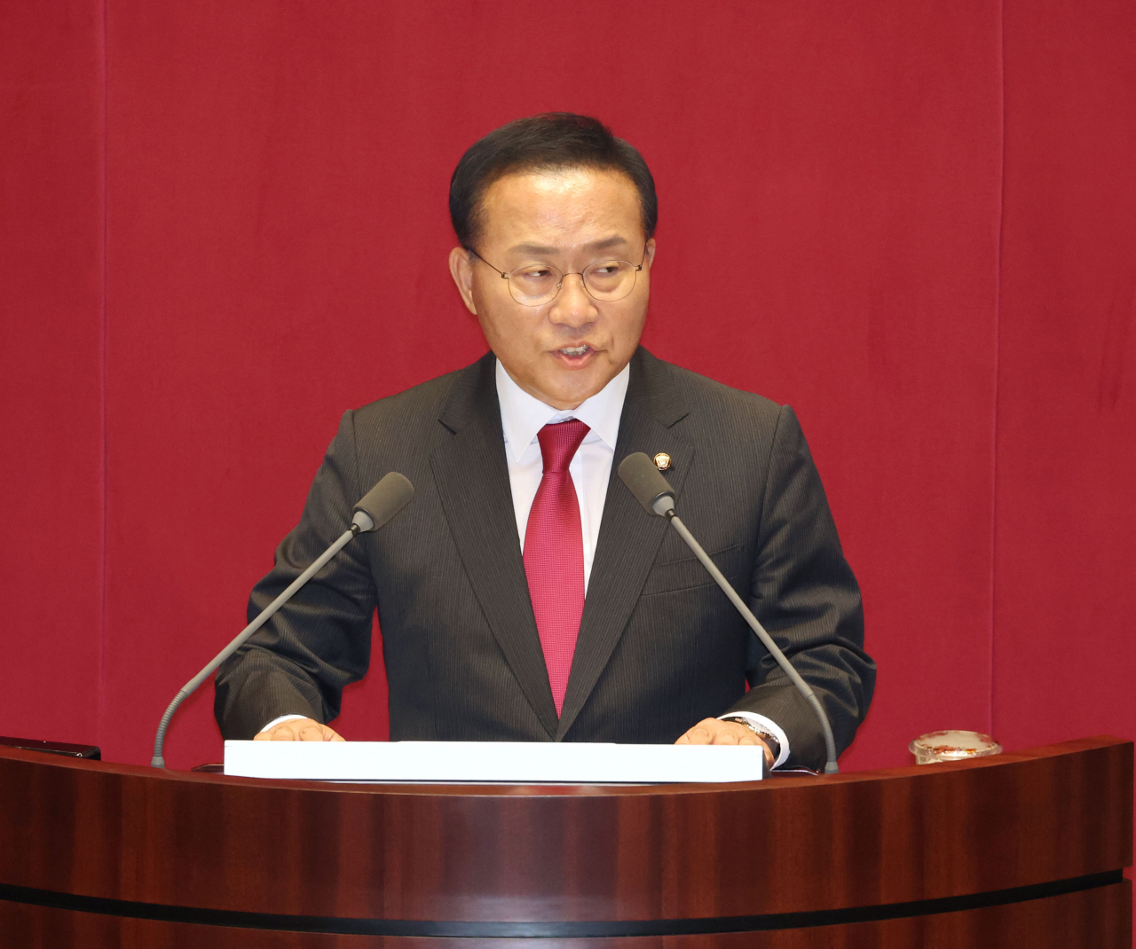 윤재옥 국민의힘 원내대표 20일 국회 본회의에서 교섭단체 대표 연설을 하고 있다. [연합]