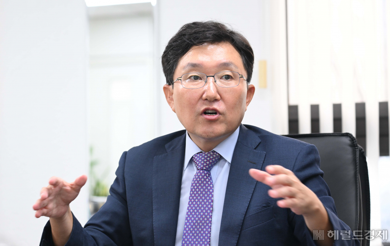 김용태 한국보험대리점협회장이 지난달 29일 헤럴드경제와 인터뷰를 하는 모습. 이상섭 기자