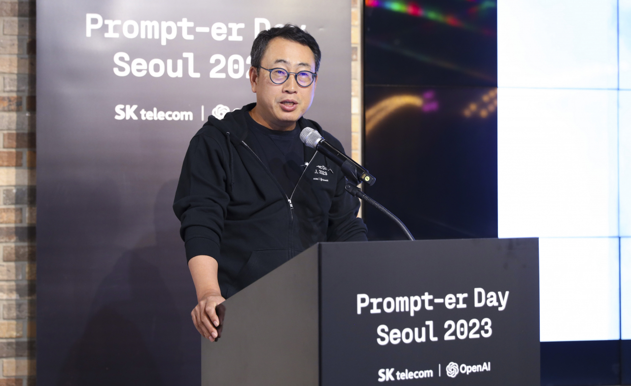 SK Telecom CEO Ryu Young-sang speaks during an opening keynote at the final showcase of "Prompter Day Seoul 2023" at Dreamplus Gangnam in Seoul, Saturday. (SK Telecom)