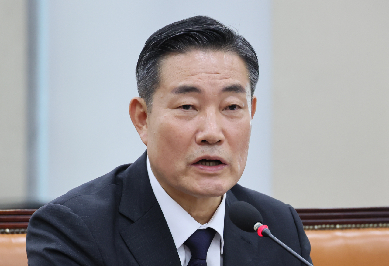 Defense Minister nominee Shin Won-sik attends a confirmation hearing at the National Assembly in Seoul on Wednesday. (Yonhap)