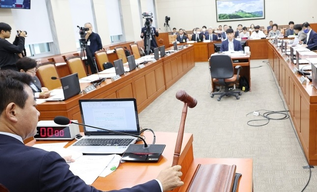 지난 26일 국회 환노위에서 열린 가습기살균제 피해구제 공청회. [연합]