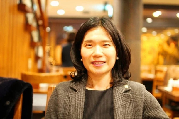 국민대는 이동은 국민대 한국어문학부 교수가 지난 8일 열린 유네스코 국제 문해상 시상식에 심사위원 자격으로 참가했다고 27일 밝혔다. [국민대 제공]