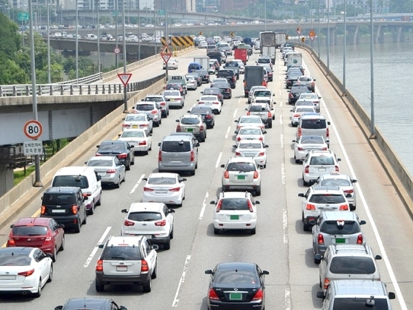 견인차·렌터카, 이 정도는 알아야죠…명절 車사고 처리법은? [여車저車]